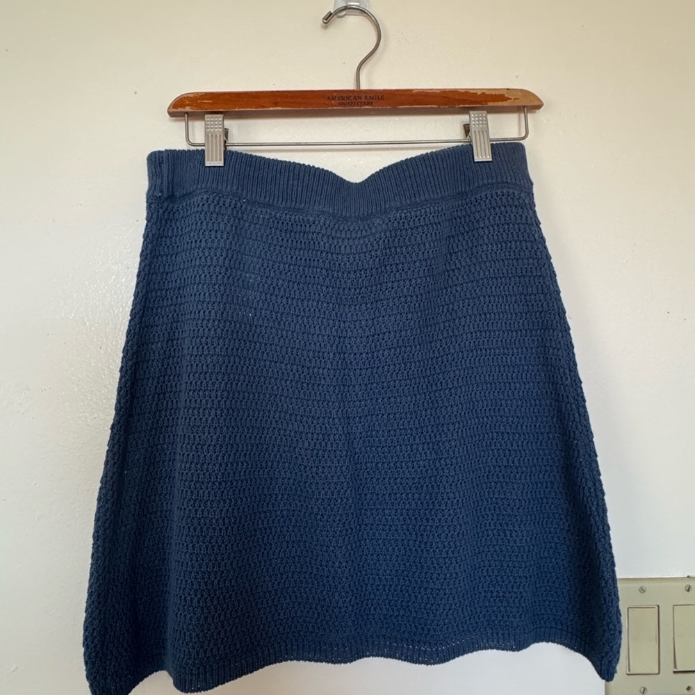 Blue Button-Front Skirt - Picture 2 of 2